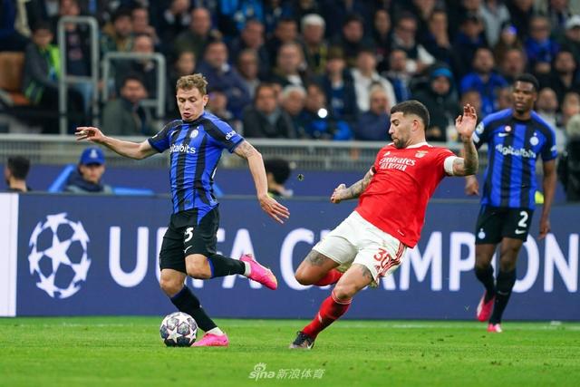 终极猜想来了：阿森纳掉链子无缘冠军VS英超夺冠，你选哪个？